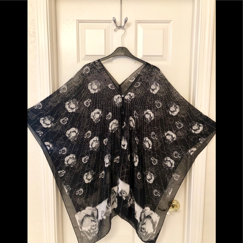 White Roses Rhinestone Bling Poncho - Picture 3 of 3